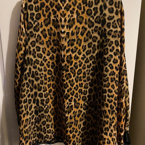 Blouse - Picture 2 of 3